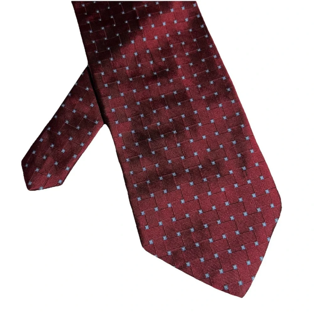 Brooks Brothers Makers Silk Necktie Maroon Blue Basket Weave Pattern Made In USA